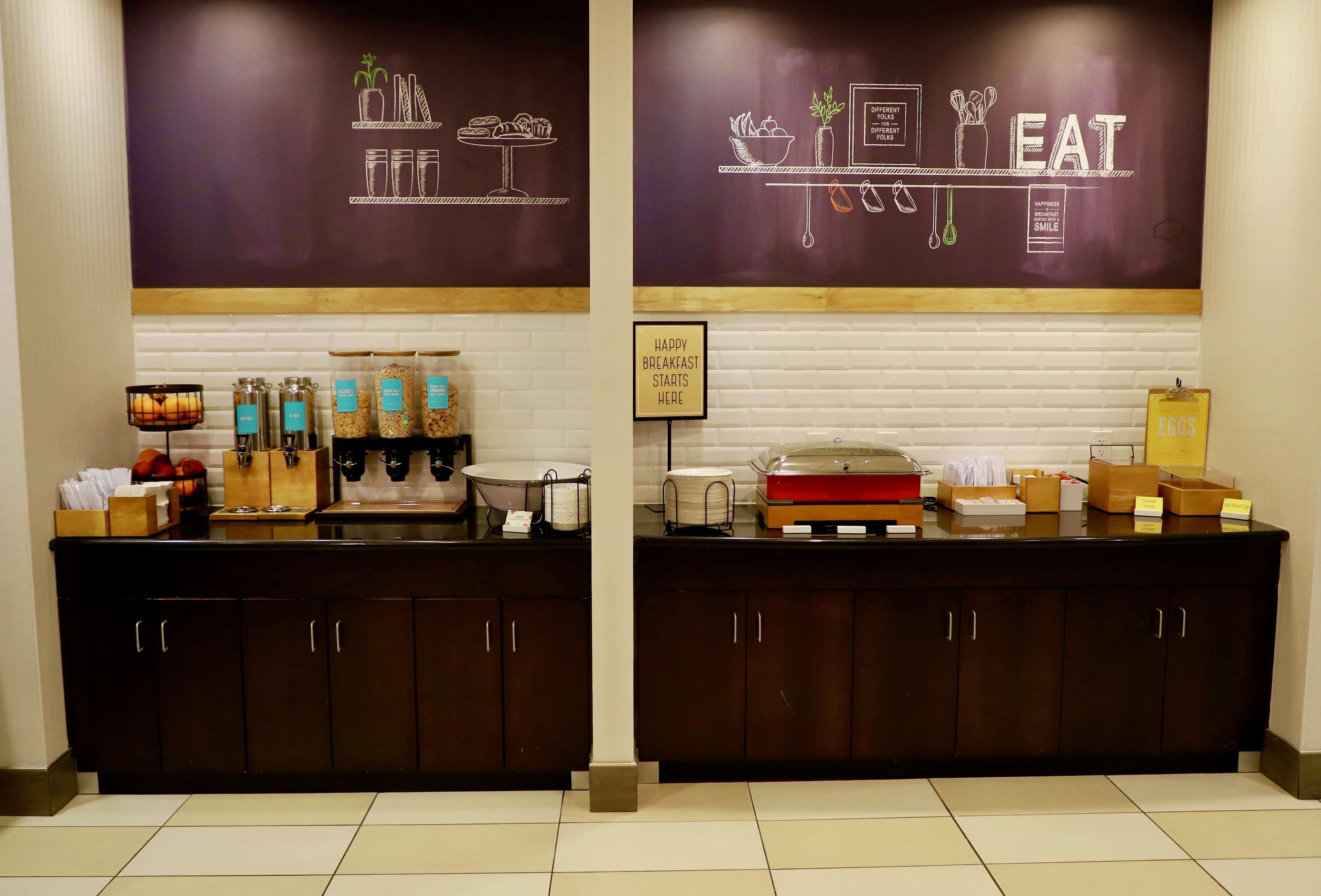 Hampton Inn Doylestown Warrington Extérieur photo