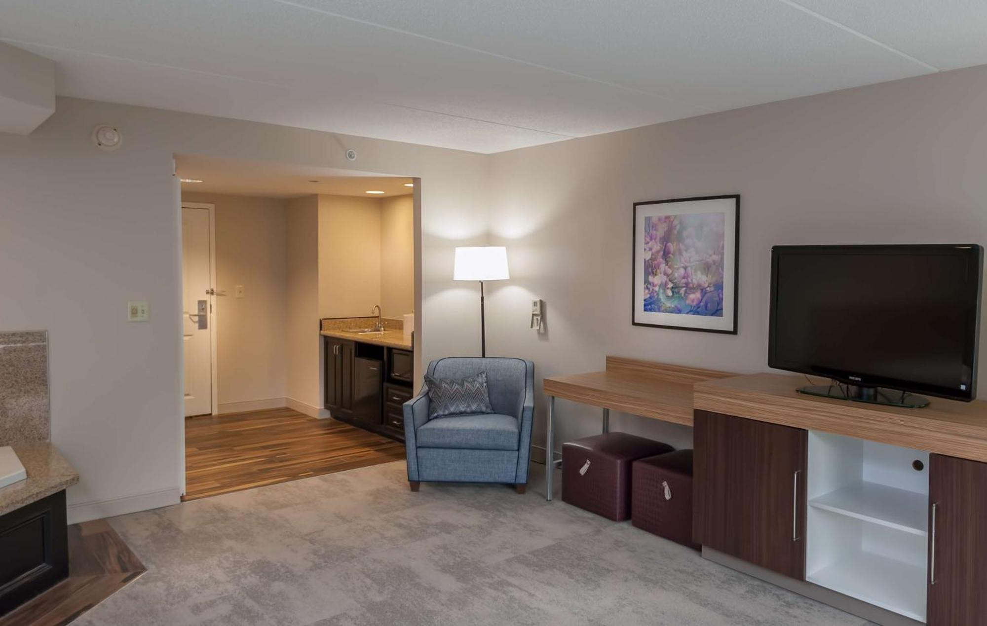 Hampton Inn Doylestown Warrington Extérieur photo