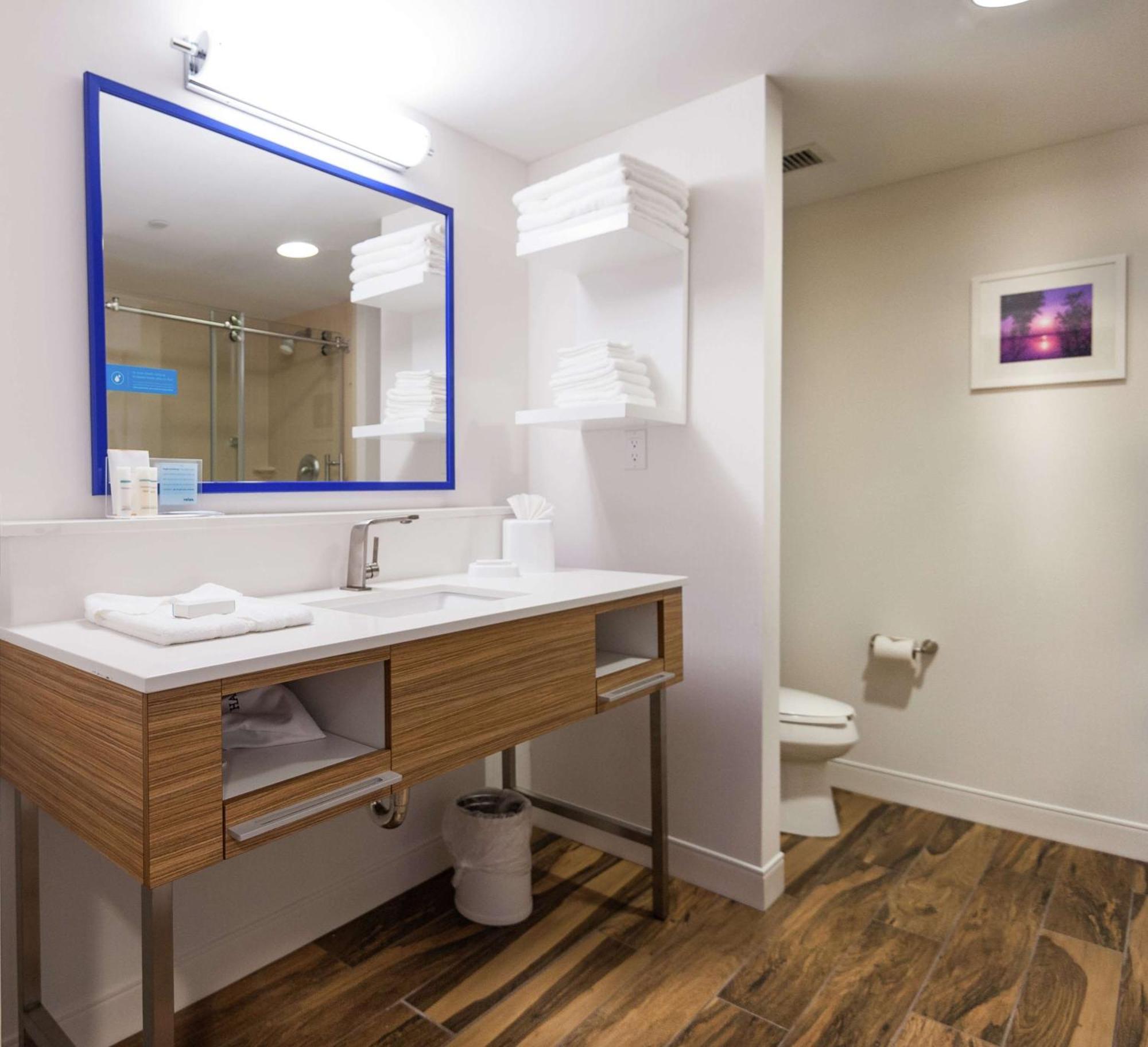 Hampton Inn Doylestown Warrington Extérieur photo