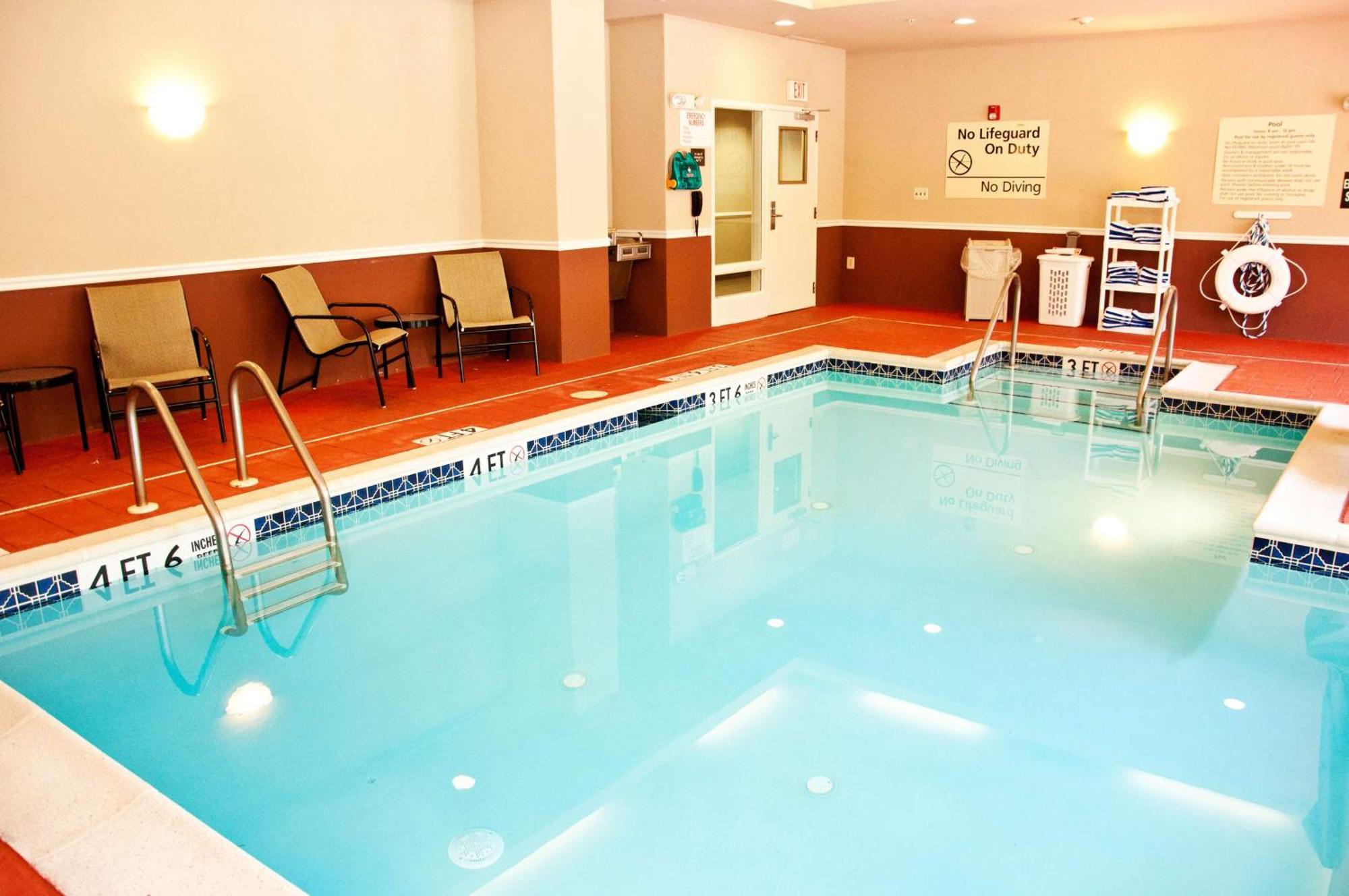 Hampton Inn Doylestown Warrington Extérieur photo